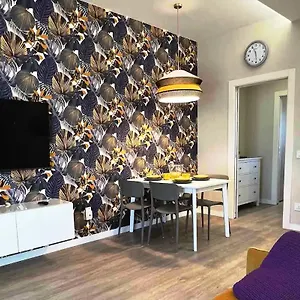  Apartament Summer Paradise Włochy