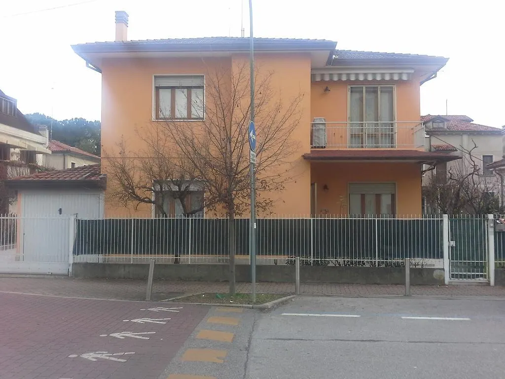 Villa Al Sole Mestre Ferienhaus